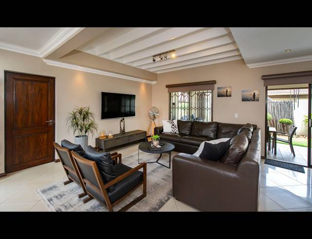 3 BEDROOM HOUSE SOLD IN NEW REDRUTH